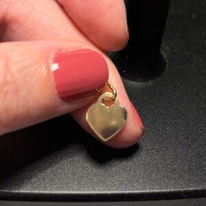 18k gold heart charm pendant made in Italy